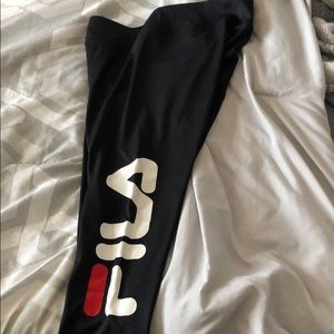 fila cropped leggings